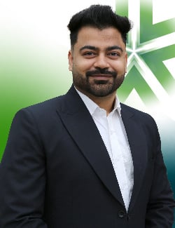 2024_DIGITAL_Mobile Mortgage Specialist_Headshot_Lovepreet